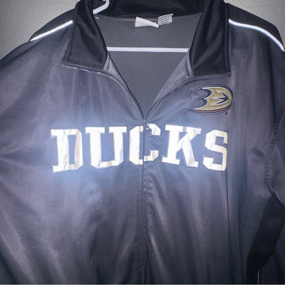NHL Ducks Dark Grey Zip Up Jacket / Sweater XXL